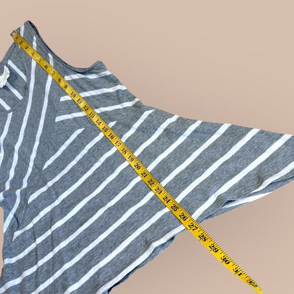 Two By Vince Camuto Striped Tank Top Cotton Knit Swing Hem Size L Gray White - Picture 13 of 15